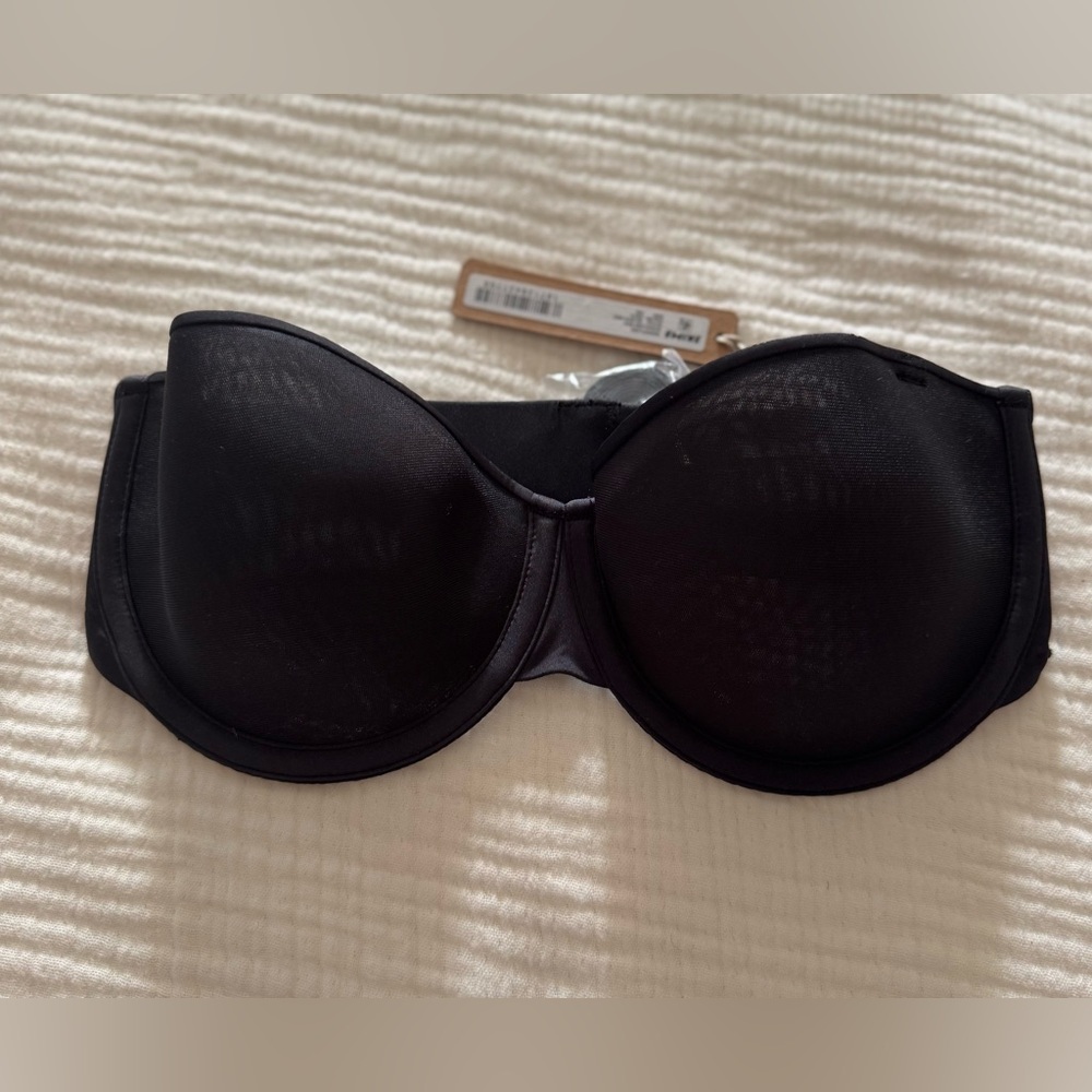 SKIMS Weightless Strapless Bra | Onyx | 34B